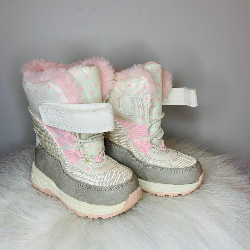 Winter boots for a Toddler Girl